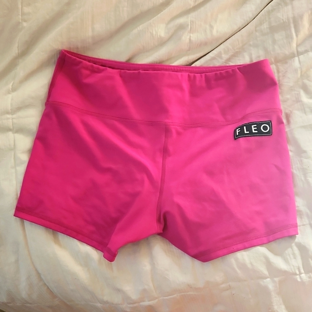 Fleo large shorts